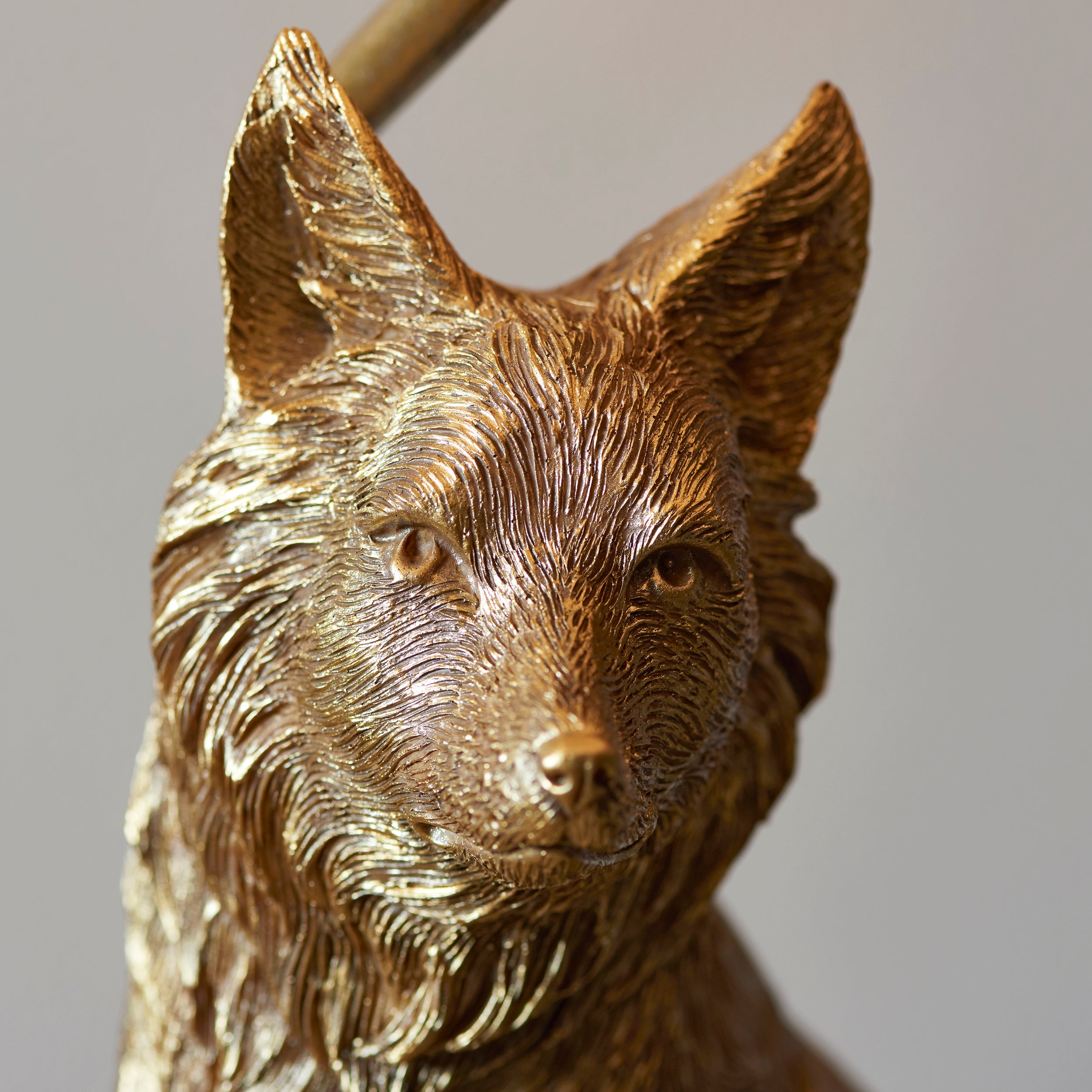 Fox Detailed Figurine Table Lamp in Gold