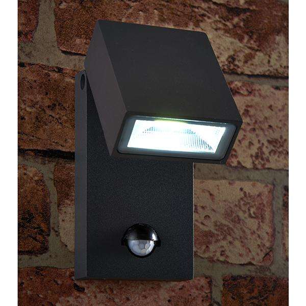 Armstrong Lighting:MORTI PIR IP44 10W COOL WHITE