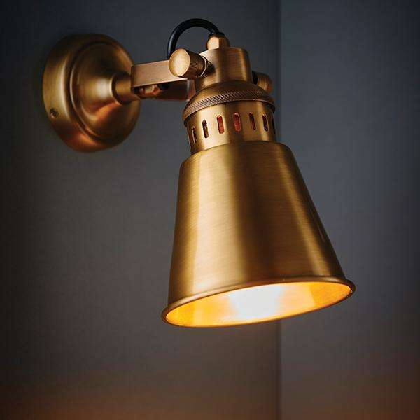 Armstrong Lighting:Elms Antique Solid Brass Wall Light