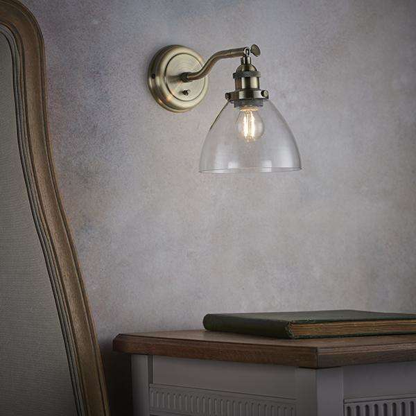 Armstrong Lighting:Hansen Antique Brass Wall Light