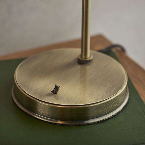 Armstrong Lighting:Hansen Antique Brass Task Table Lamp